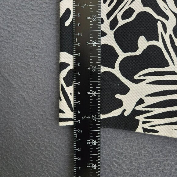 Talbots Hampshire Women 2 Black & White Textured Leaf Print Low Rise Ankle Pants - Picture 8 of 12